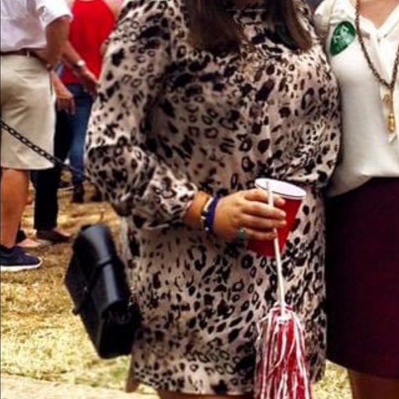 Vince Camuto Dresses & Skirts - VINCE CAMUTO Animal Print Blouson Dress